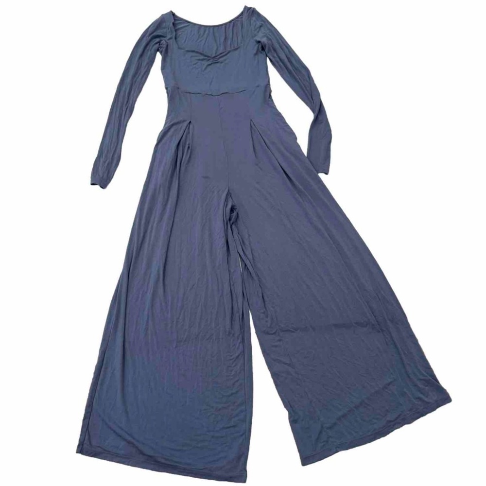 Blogilates Sz M Powder Blue Sweetheart Jumpsuit Wide Leg pants Active Pilates